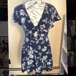 Kendall and Kylie blue & white flower dress